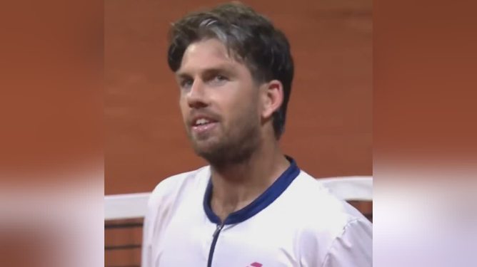 传切配合由 传切配合由