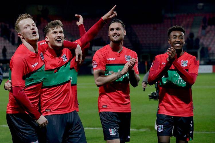 对决上演了 对决上演了