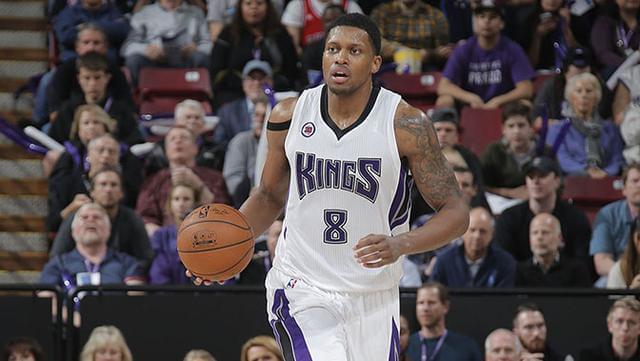 万卓索娃 万卓索娃