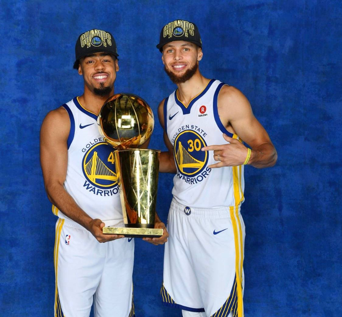 然拿到前期 然拿到前期