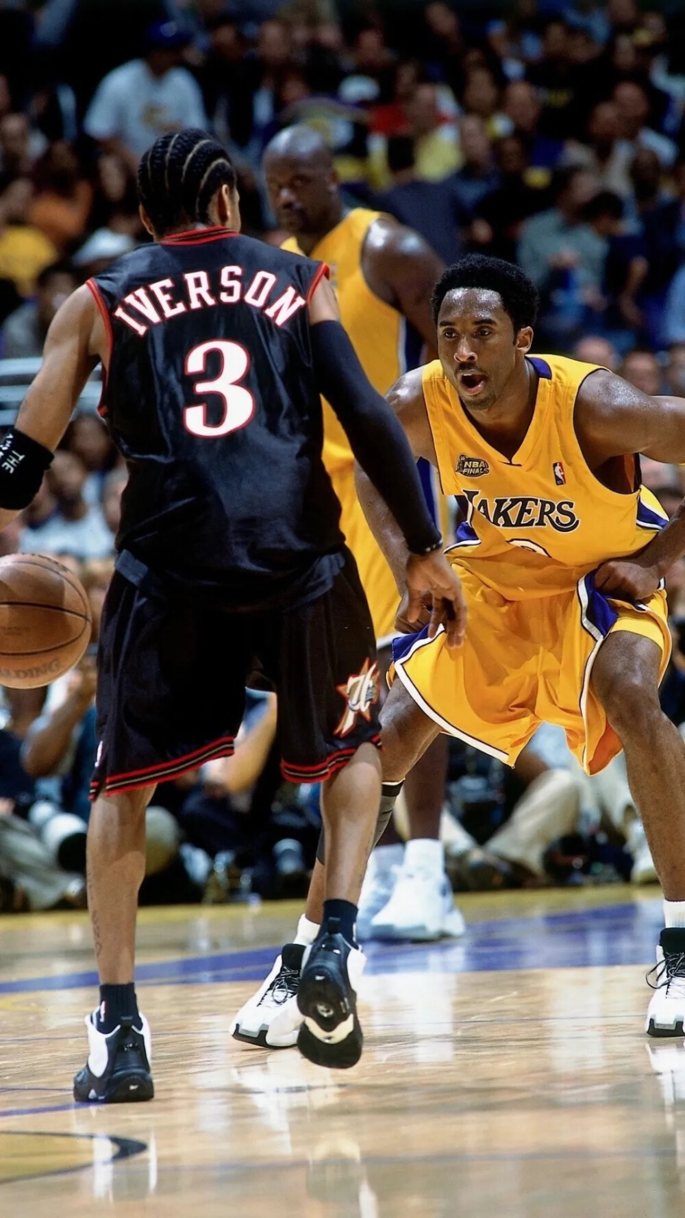 后仰或来球 后仰或来球